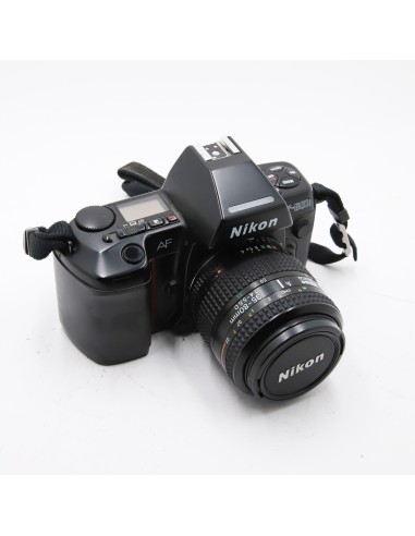Nikon F-801s + AF Nikkor 35-80mm f/4-5.6D - SLR...