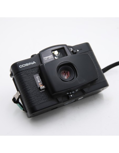 Cosina CX-1 + Cosinon 38mm f/3.5 - Compacta 35mm Control Manual Apertura