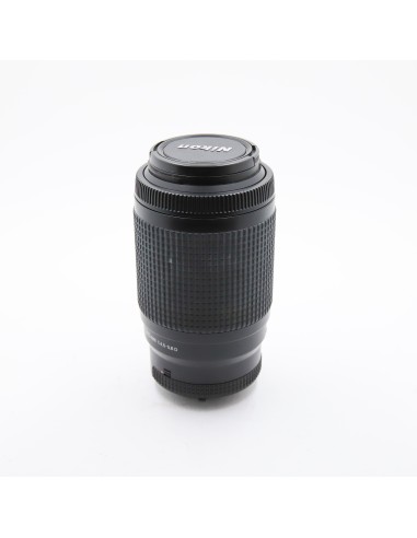 Lente Nikon 75-240mm f/4.5-5.6 con Parasol -...