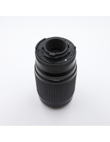 Lente Nikon 75-240mm f/4.5-5.6 con Parasol -...