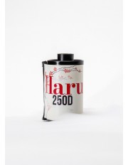 Haru 250D - Kodak Vision3 250D Con Remjet | Handspooled...